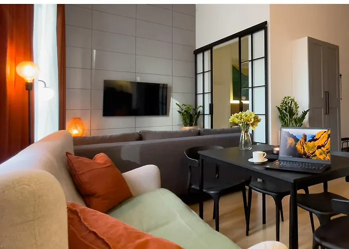 Urban Apartments Premium, Sokolska 30 Towers No 3, Free Parking, Gym & Sauna, Self Check-In