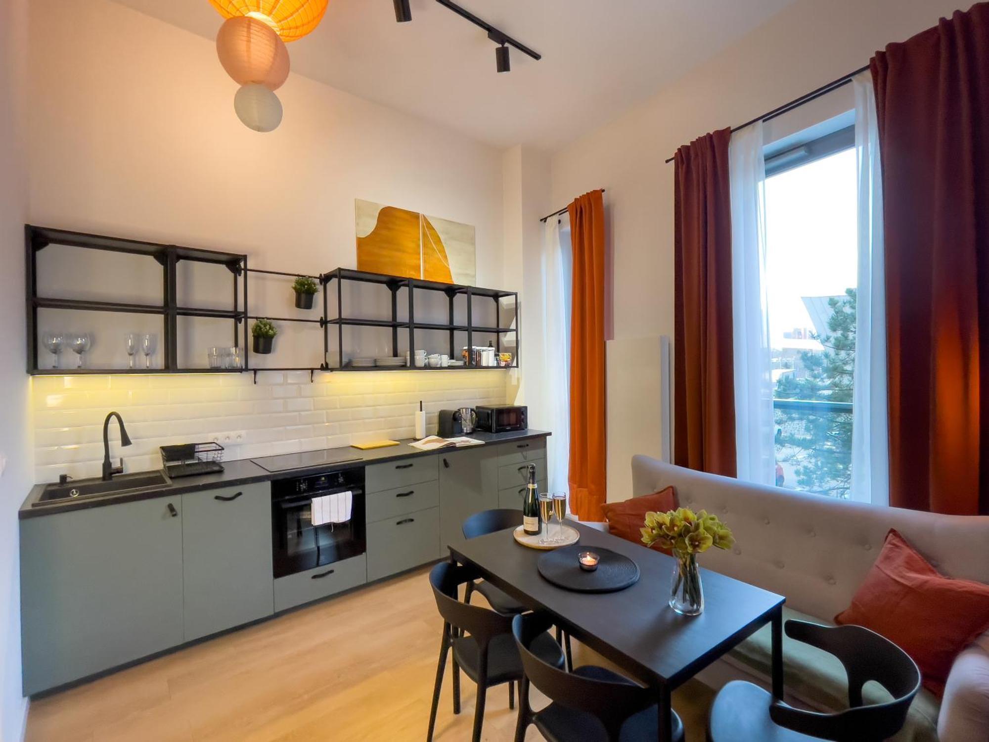 Urban Premium, Sokolska 30 Towers No 3, Free Parking, Gym & Sauna, Self Check-in Kattowitz