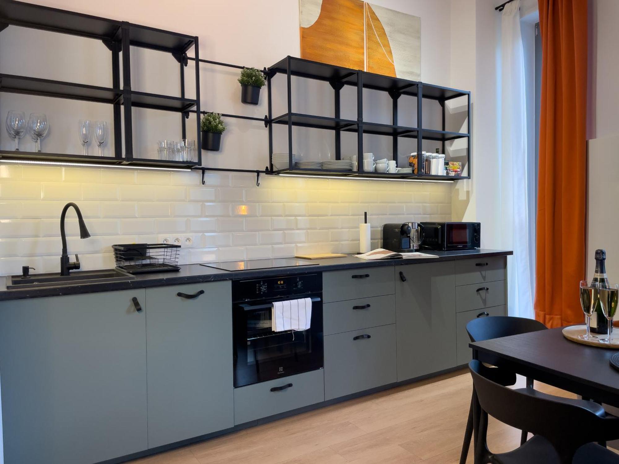 Urban Premium, Sokolska 30 Towers No 3, Free Parking, Gym & Sauna, Self Check-in * Katowice