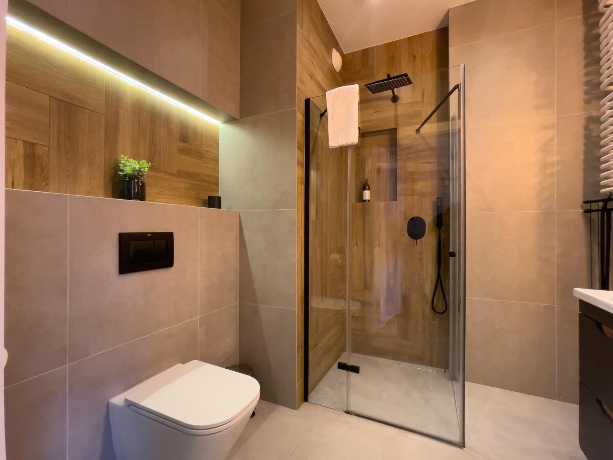 Urban Premium, Sokolska 30 Towers No 3, Free Parking, Gym & Sauna, Self Check-in Apartment Kattowitz